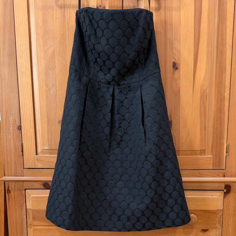 White House Black Market Black Strapless Party Dress with pockets!